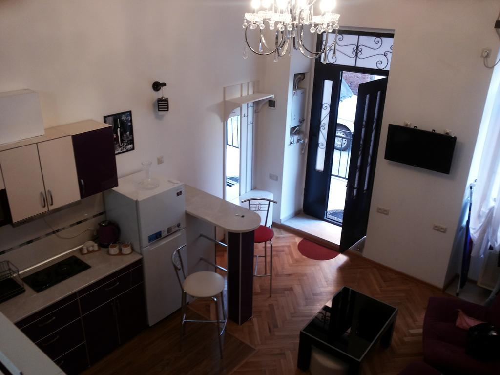 Comfortable Flat In Central Tiflis Habitación foto